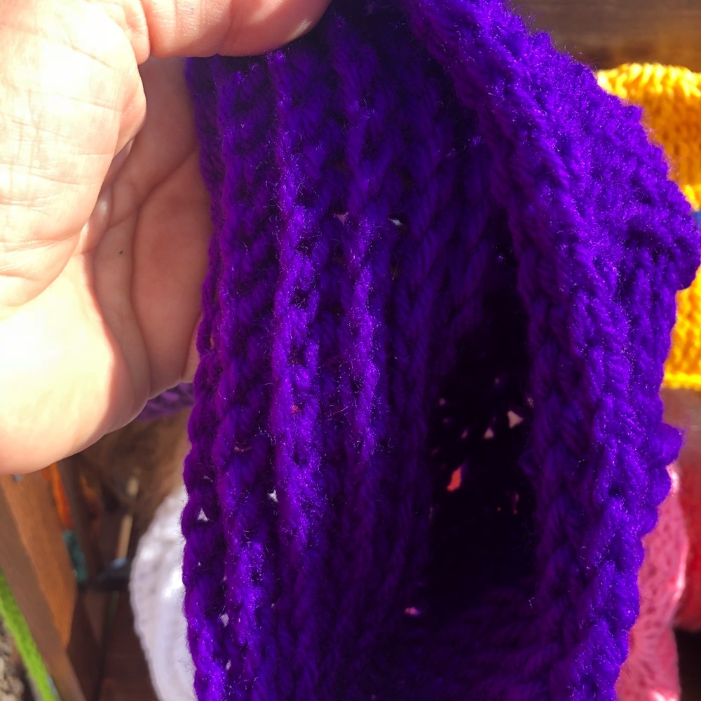 Knitted hat - Picture 2 of 2